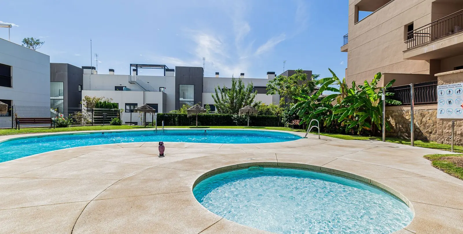 Продажа апартаментов на среднем этаже в La Cala de Mijas 26