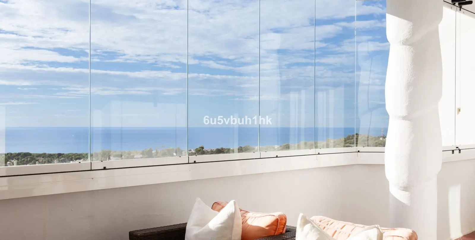 Venta de apartamento en planta media en Mijas Costa 12