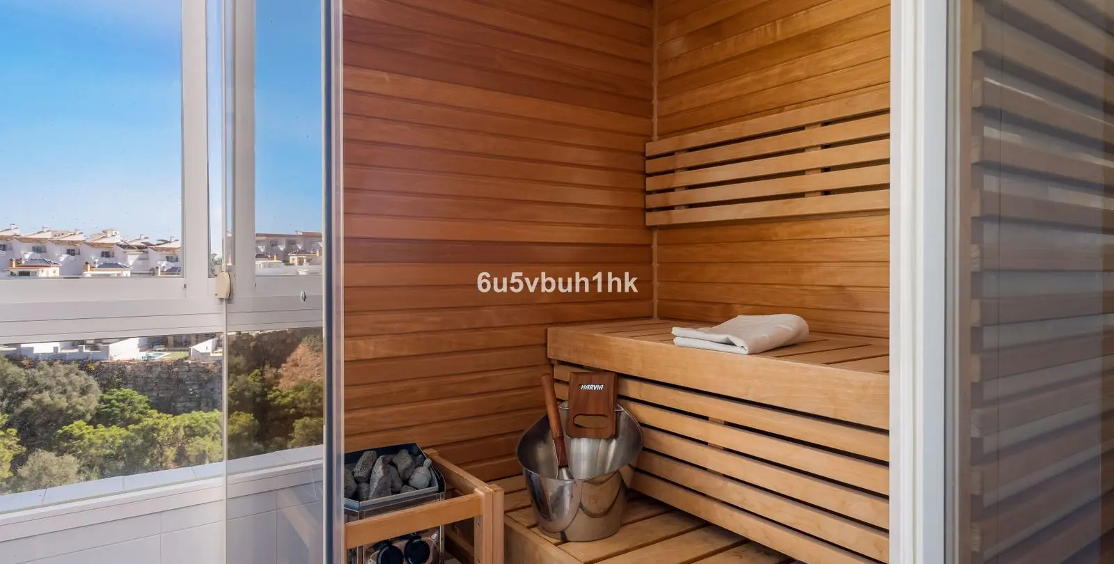 Venta de apartamento en planta media en Mijas Costa 20