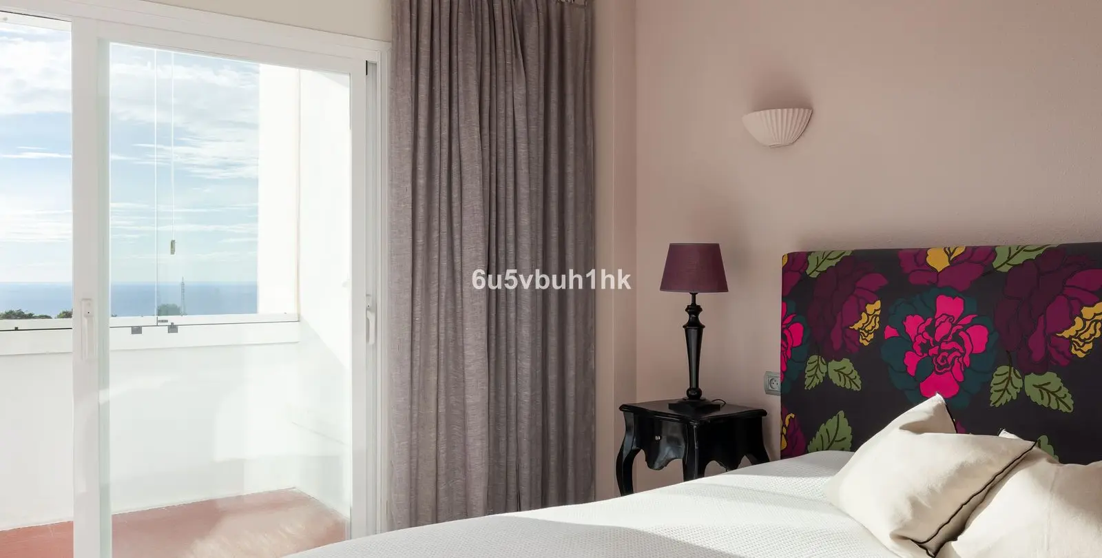 Venta de apartamento en planta media en Mijas Costa 22