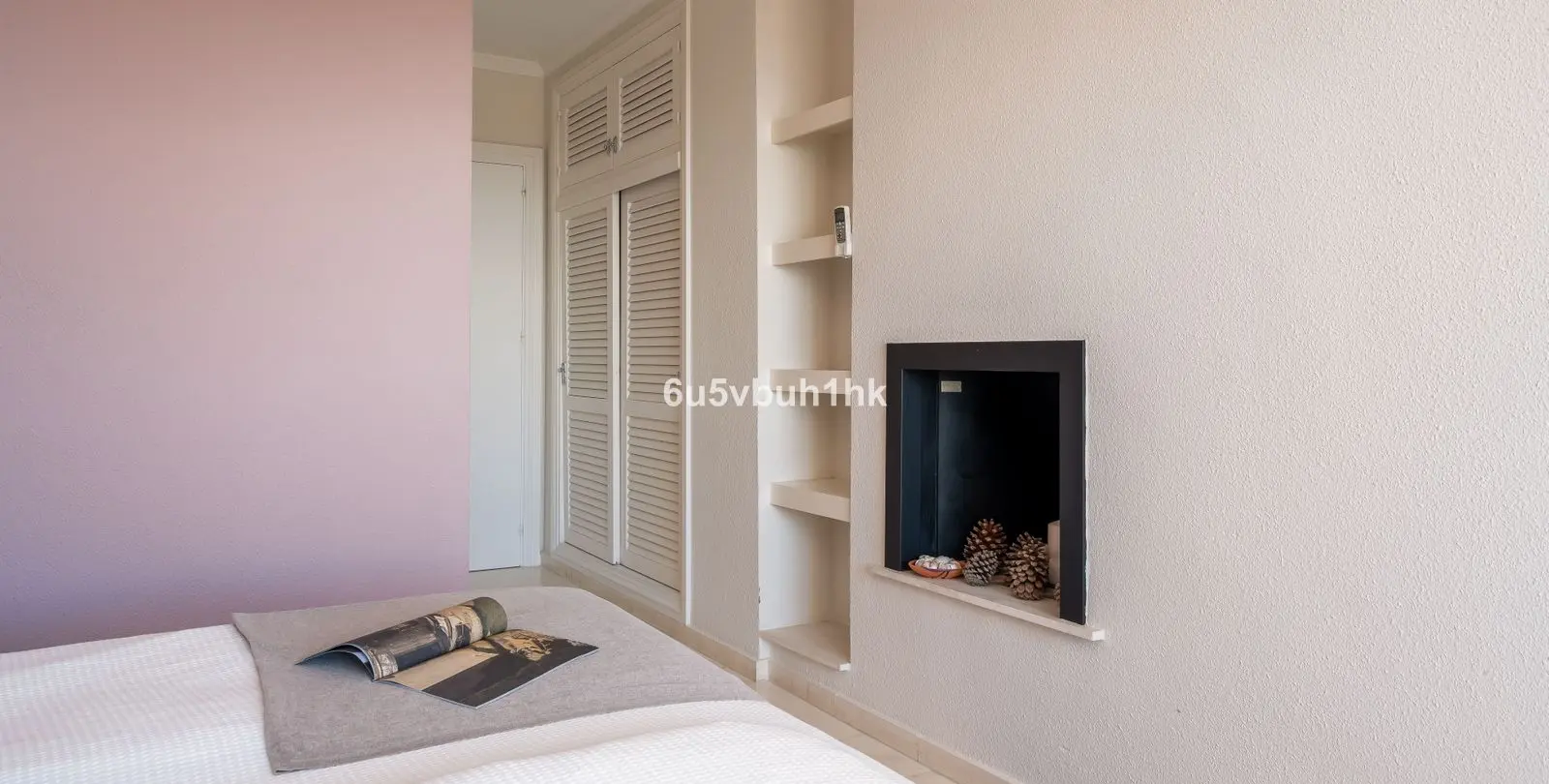 Venta de apartamento en planta media en Mijas Costa 24