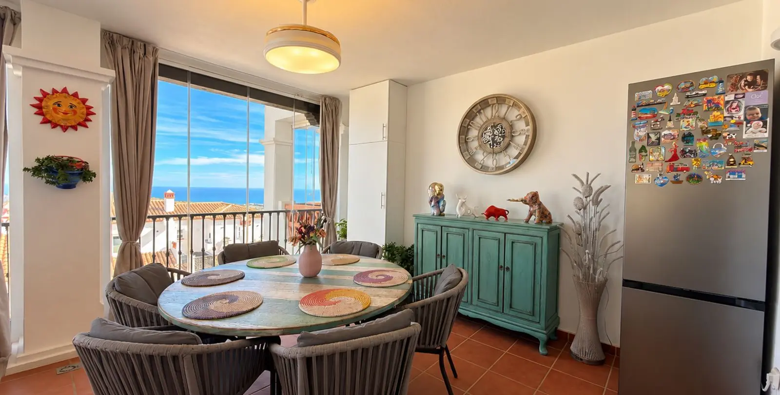 Venta de apartamento en planta media en Calahonda 4