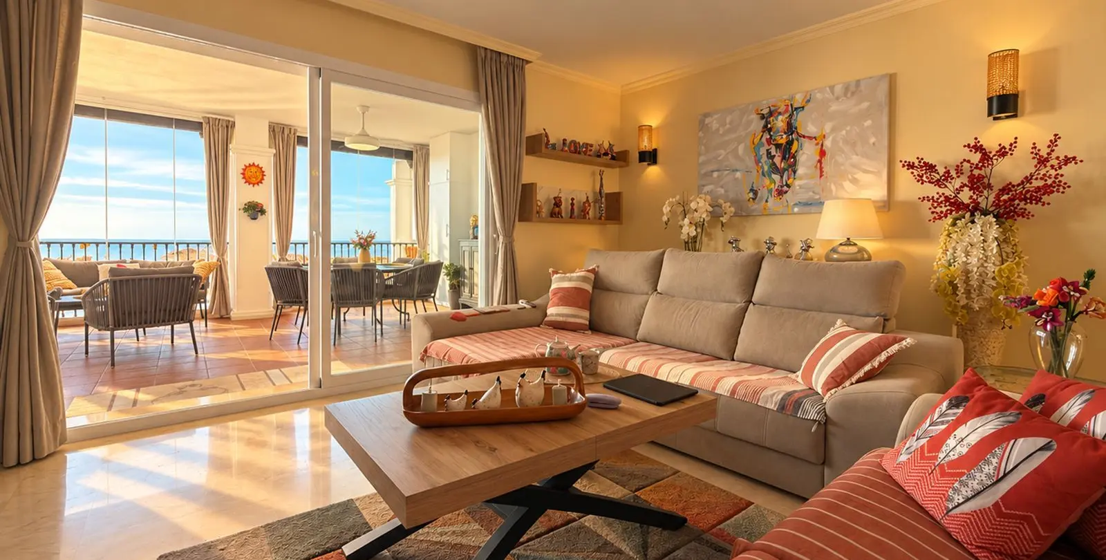 Venta de apartamento en planta media en Calahonda 12