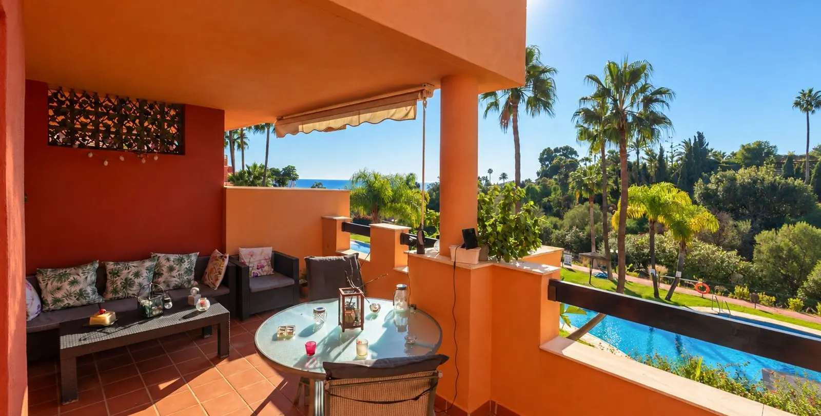 Продажа апартаментов на среднем этаже в Elviria 3