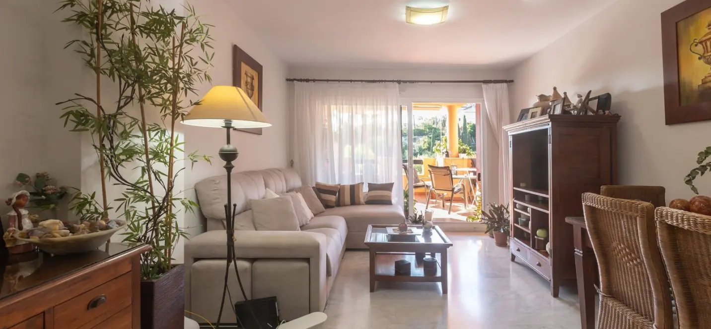 Продажа апартаментов на среднем этаже в Elviria 3