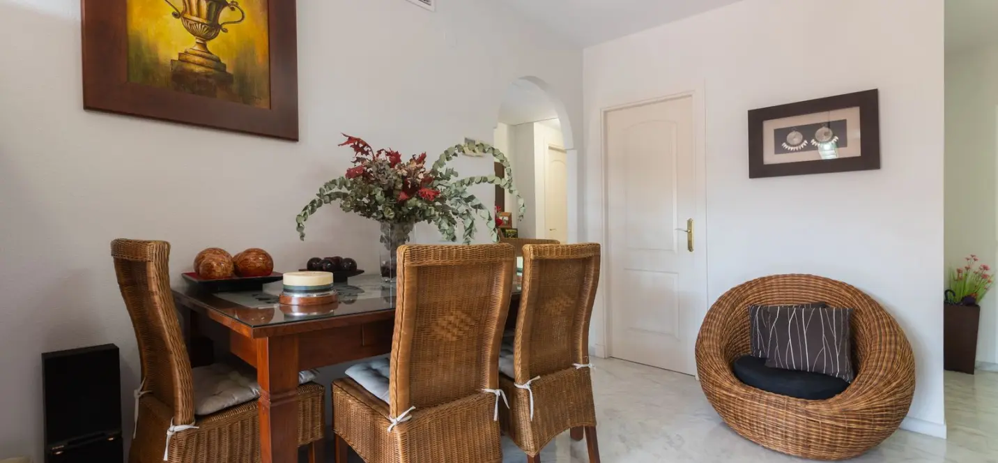 Продажа апартаментов на среднем этаже в Elviria 4