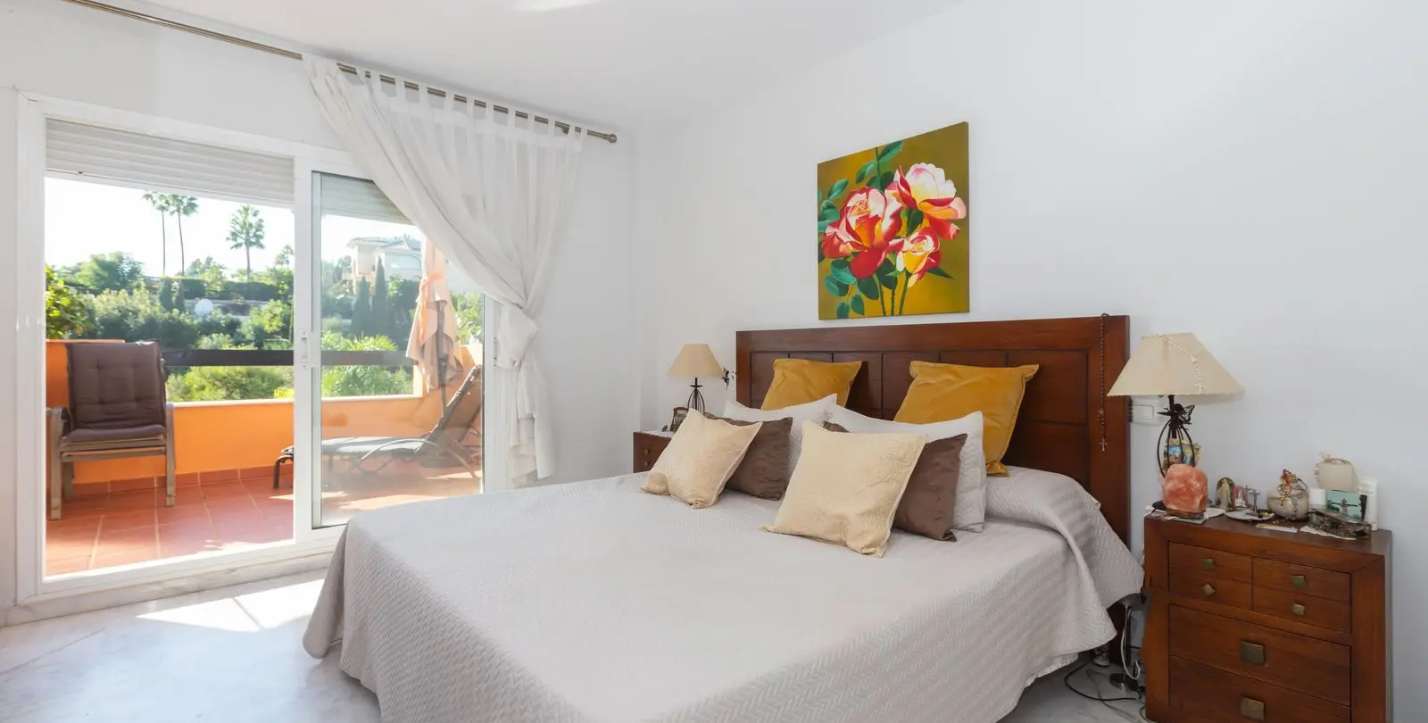 Продажа апартаментов на среднем этаже в Elviria 11