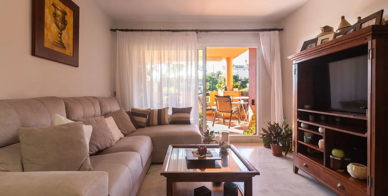 Продажа апартаментов на среднем этаже в Elviria 19