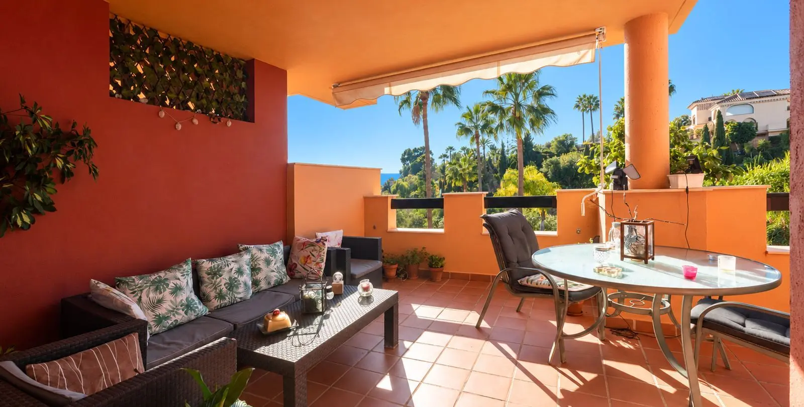 Продажа апартаментов на среднем этаже в Elviria 27