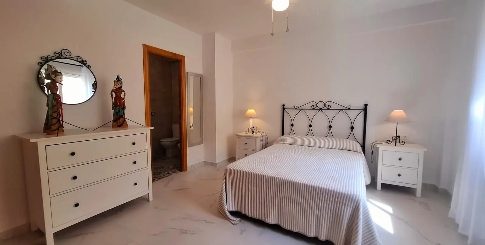 Sale of penthouse in Estepona 6