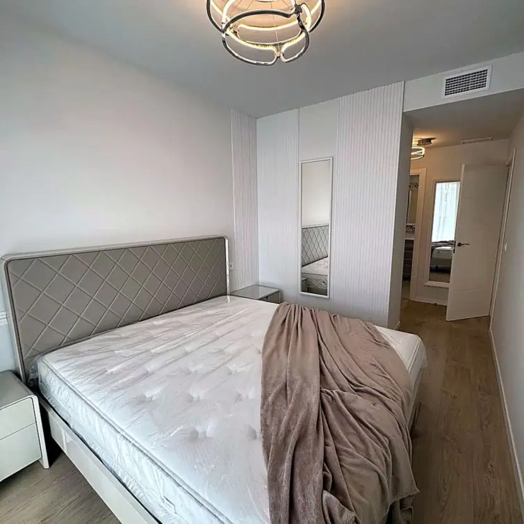 Продажа апартаментов на среднем этаже в Marbella