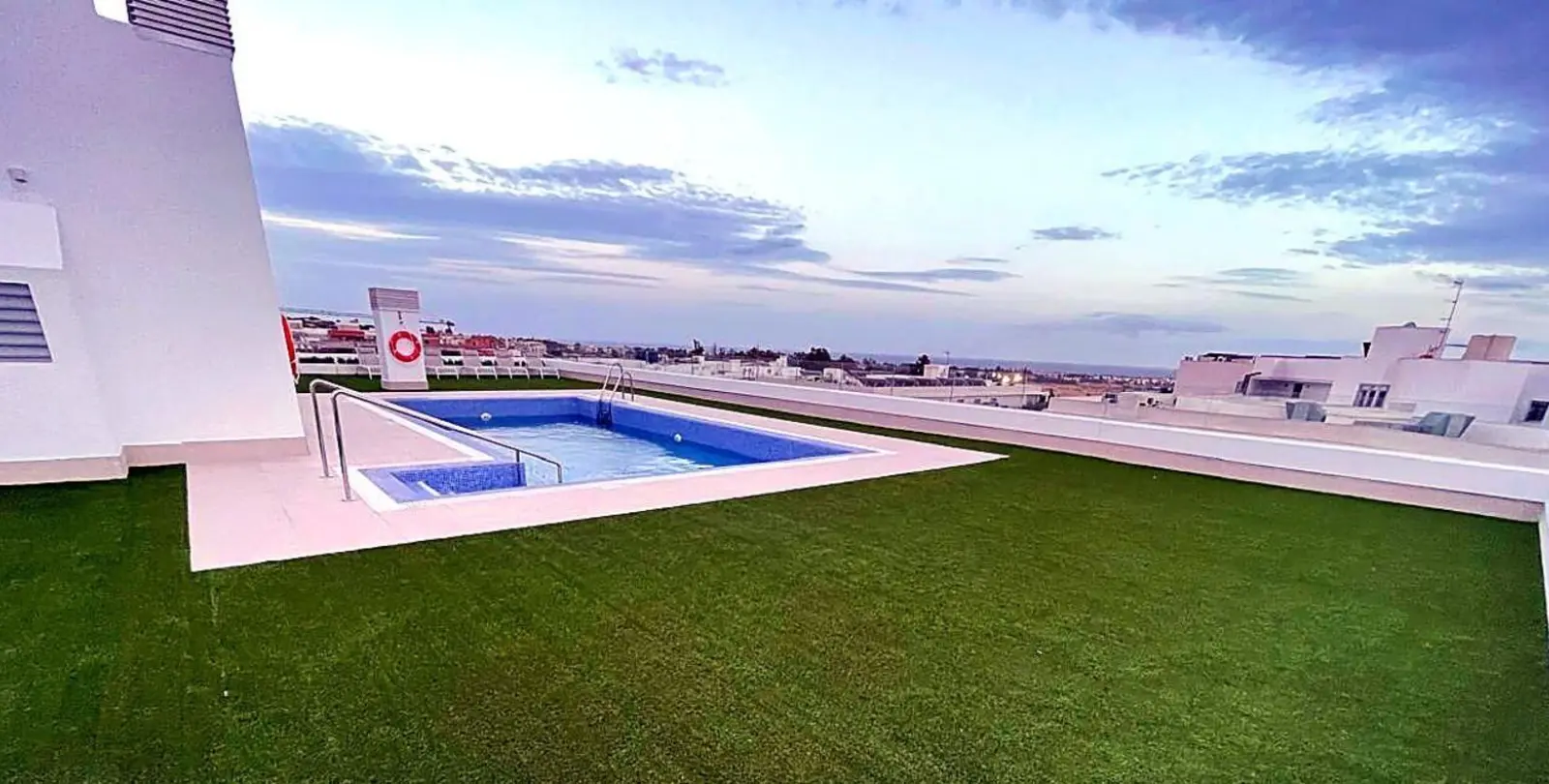 Продажа апартаментов на среднем этаже в Marbella 14