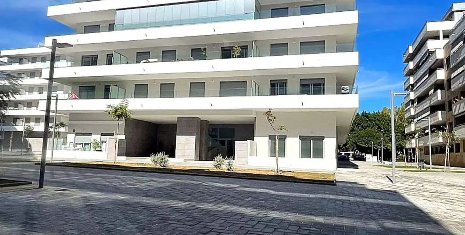 Продажа апартаментов на среднем этаже в Marbella 17