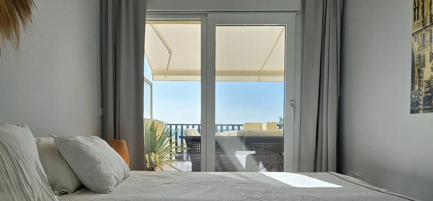 Продажа апартаментов на среднем этаже в Elviria 2