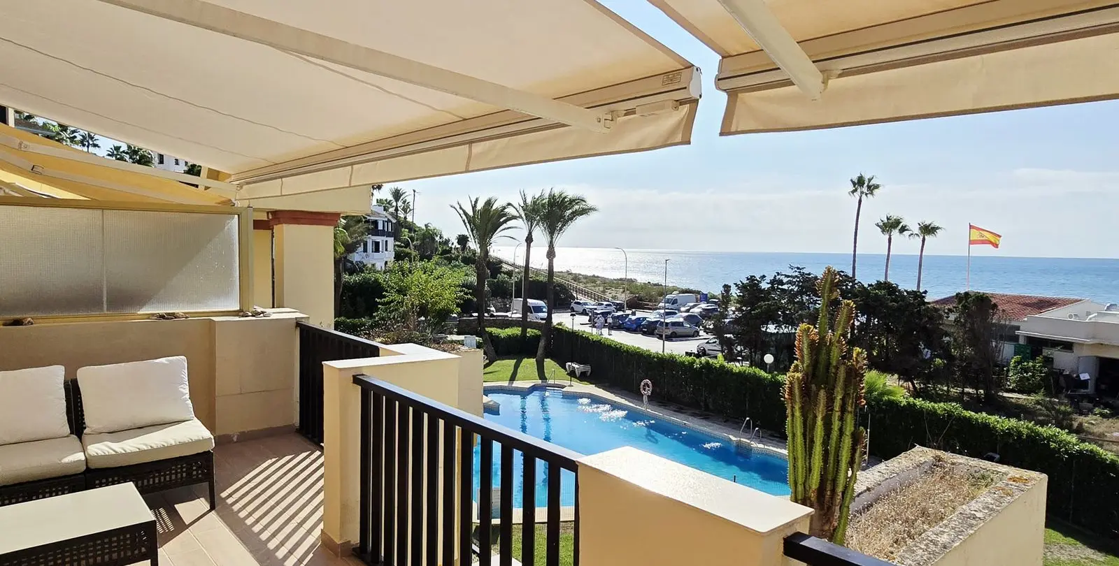 Продажа апартаментов на среднем этаже в Elviria 12