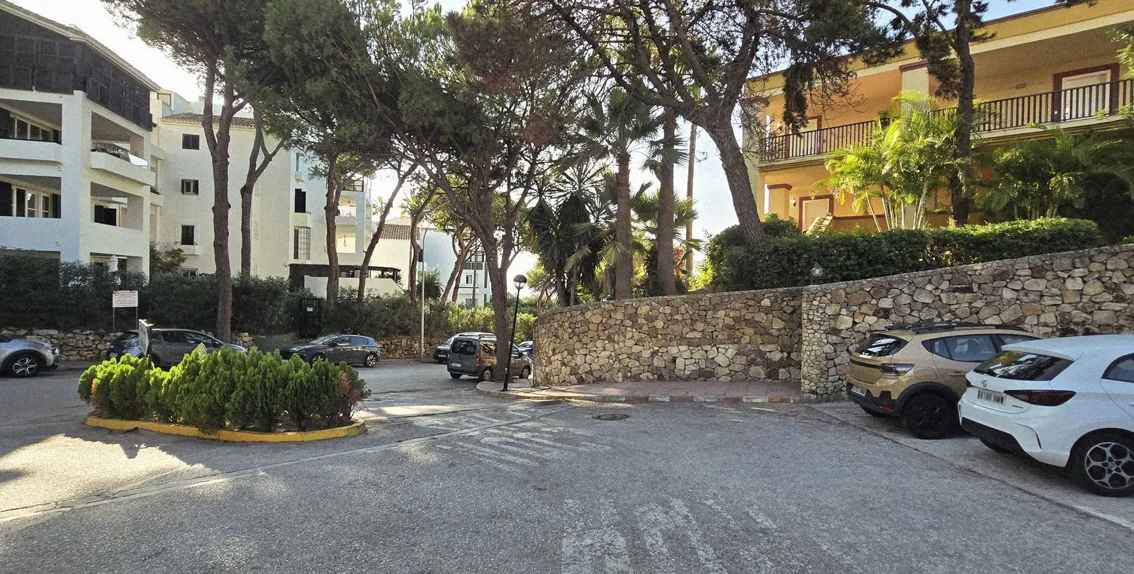 Продажа апартаментов на среднем этаже в Elviria 15