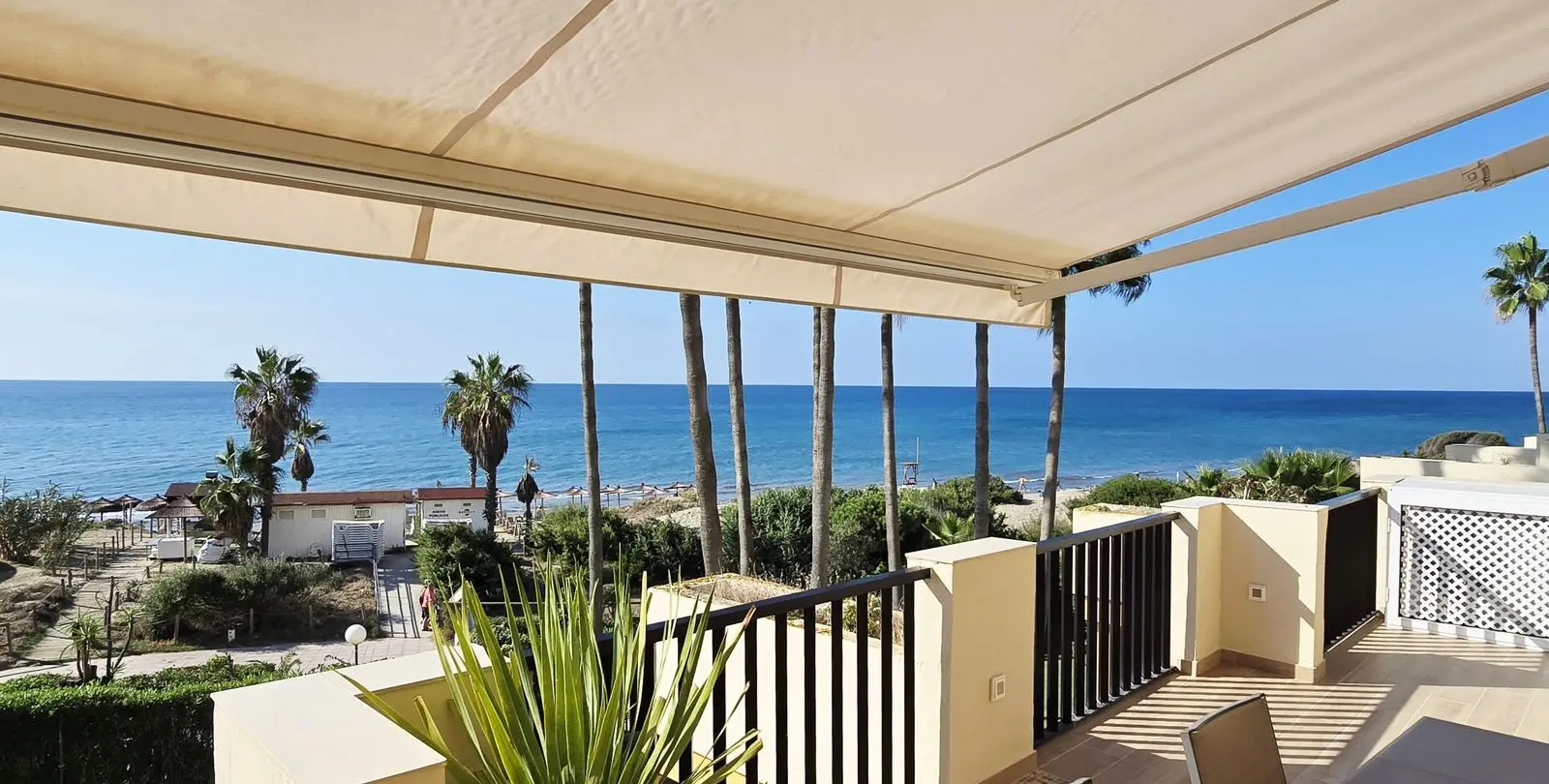 Продажа апартаментов на среднем этаже в Elviria 32