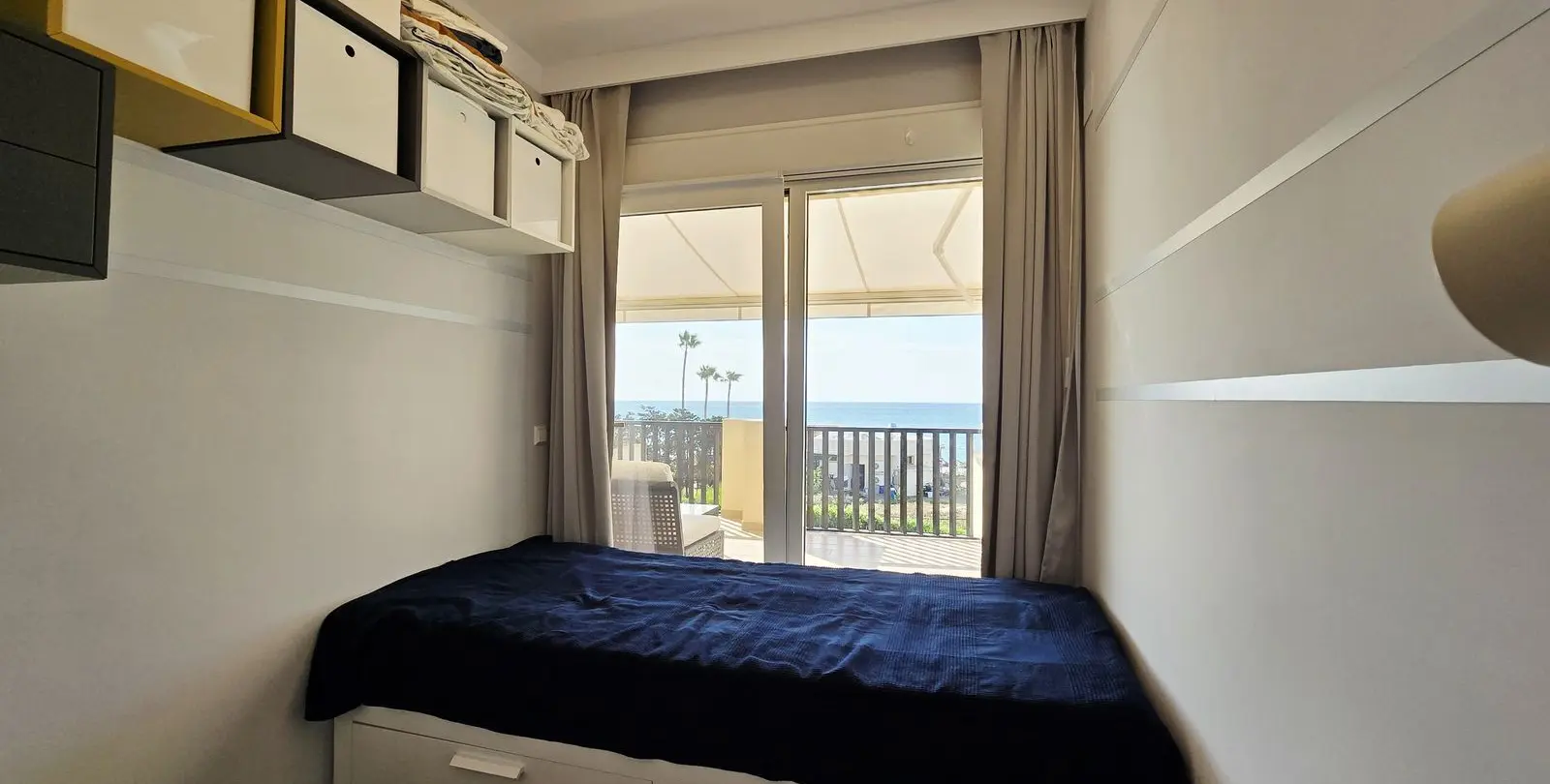 Продажа апартаментов на среднем этаже в Elviria 34