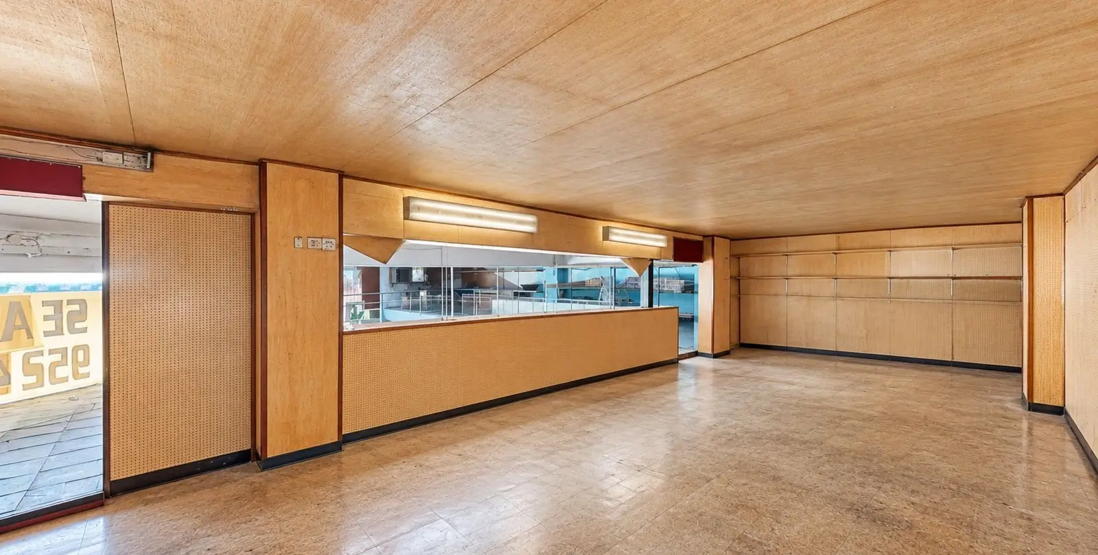 Venta de local comercial en Fuengirola 2