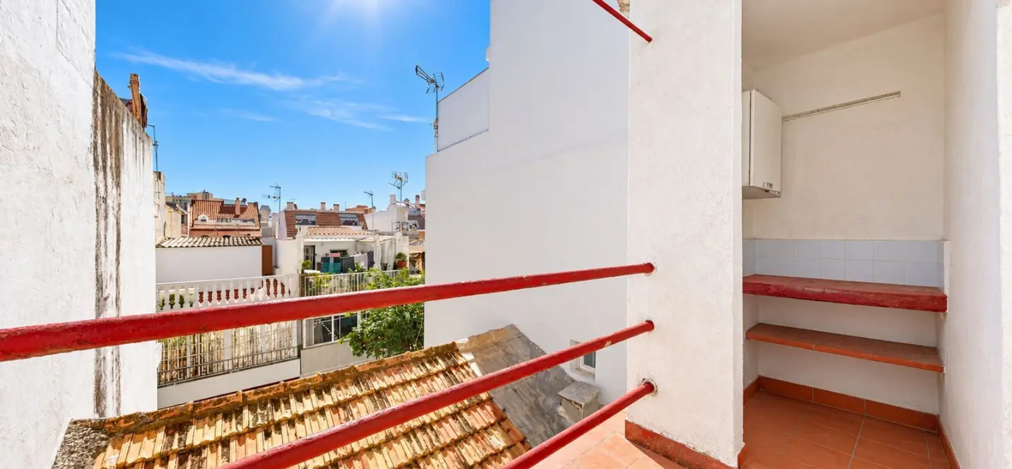 Venta de local comercial en Fuengirola 2