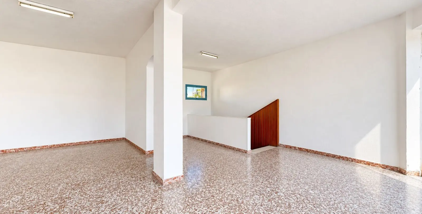 Venta de local comercial en Fuengirola 13