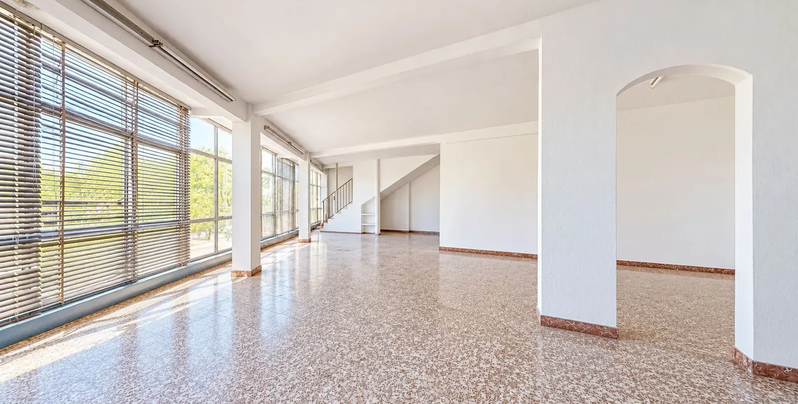 Venta de local comercial en Fuengirola 15