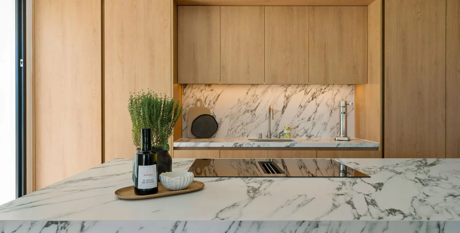 Venta de apartamento en planta media en Benahavís 4