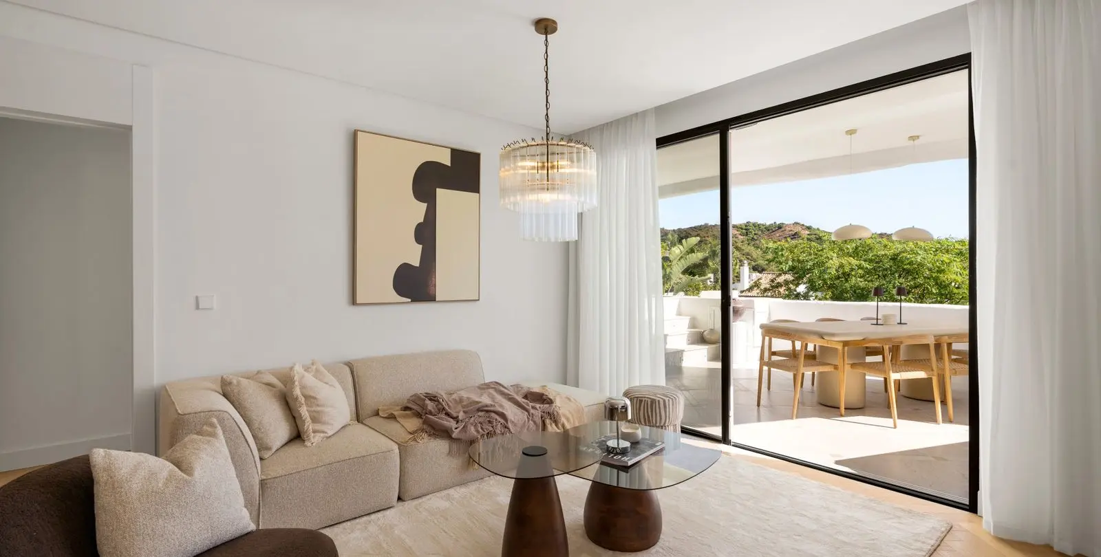 Venta de apartamento en planta media en Benahavís 6