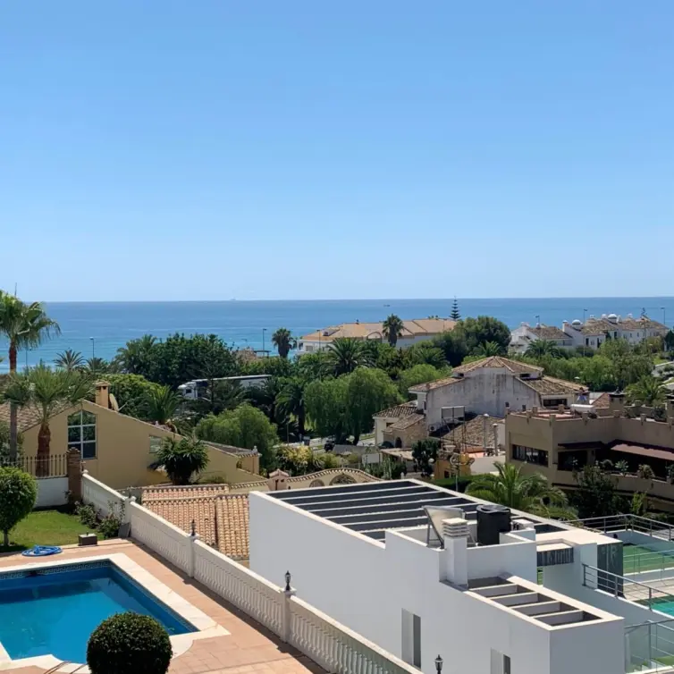 Venta de villa independiente en La Cala de Mijas