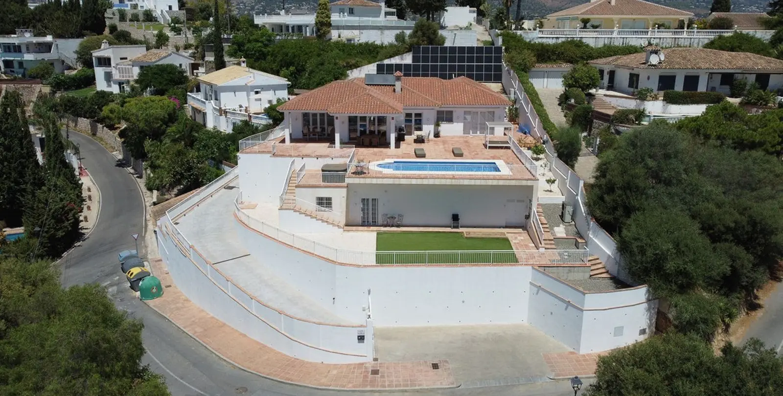 Venta de villa independiente en Sierrezuela 2