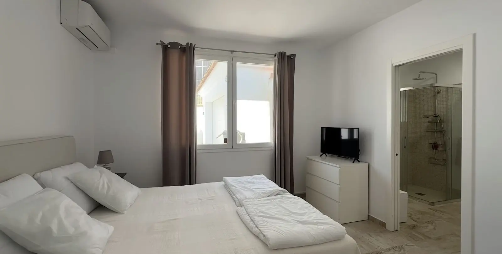 Venta de villa independiente en Sierrezuela 29