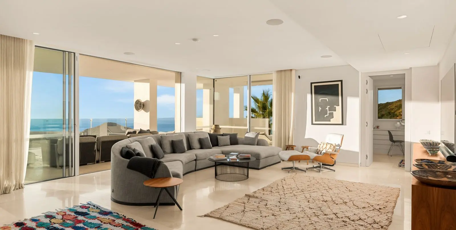 Venta de apartamento en planta baja en Ojén 1