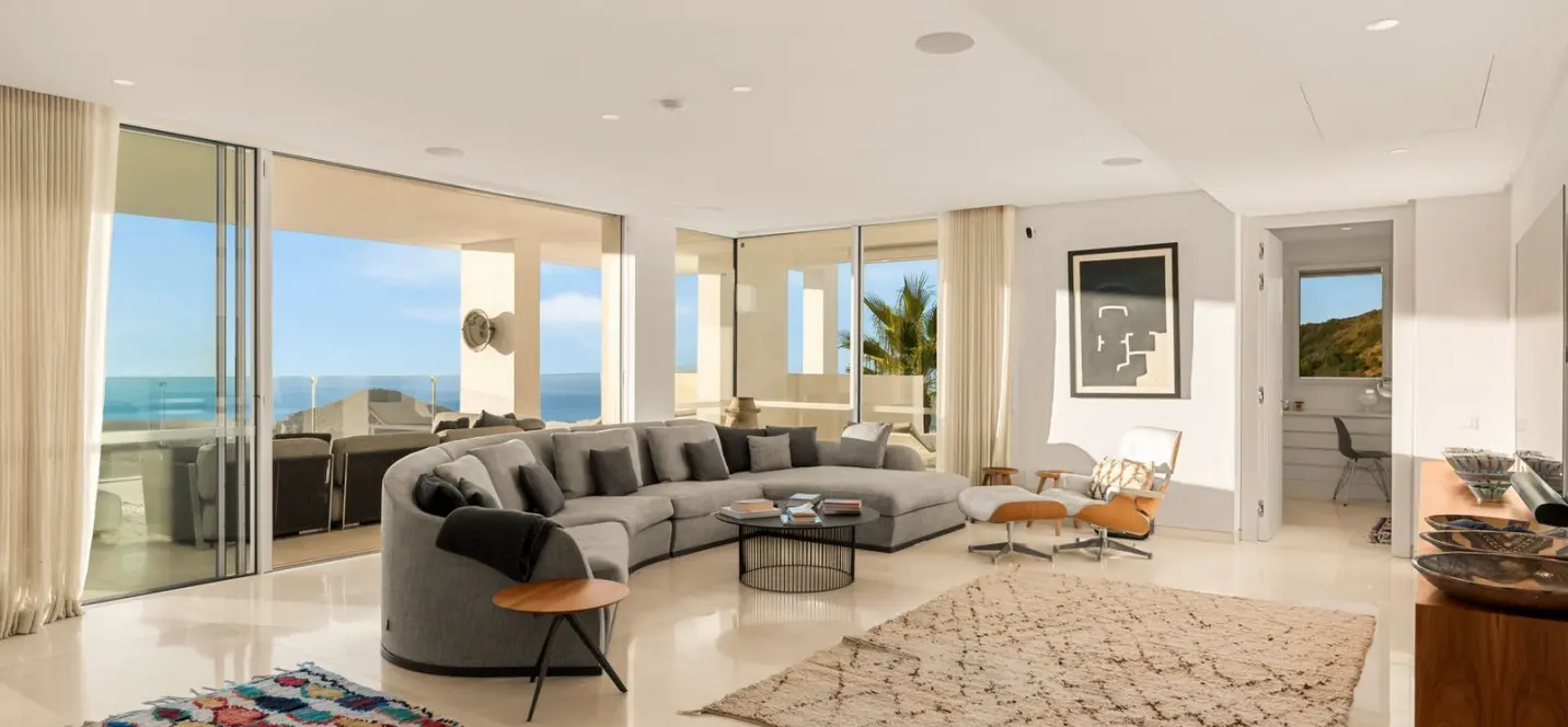 Venta de apartamento en planta baja en Ojén 0