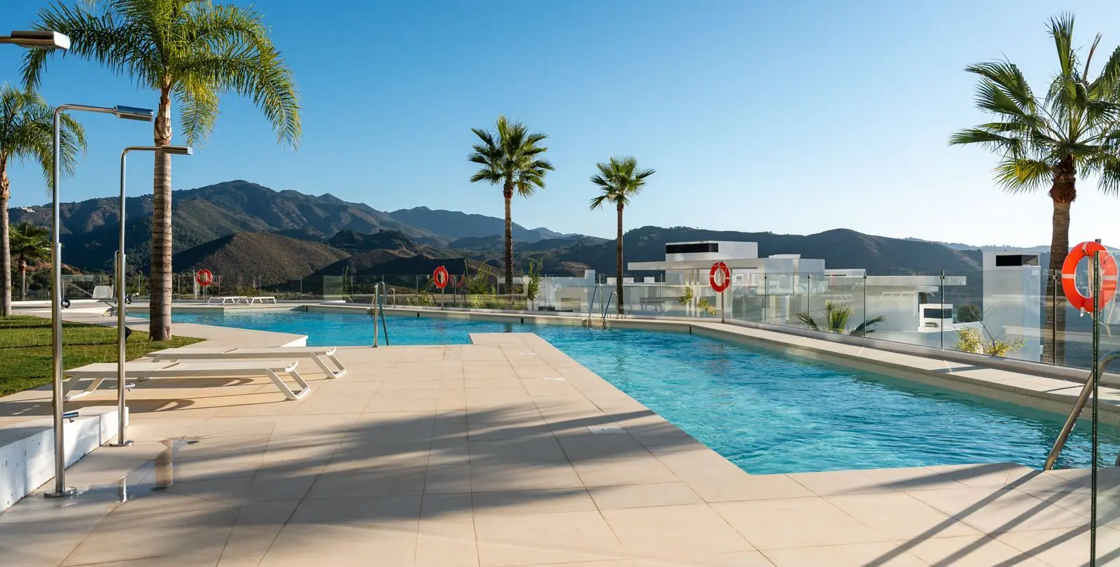 Venta de apartamento en planta baja en Ojén 31