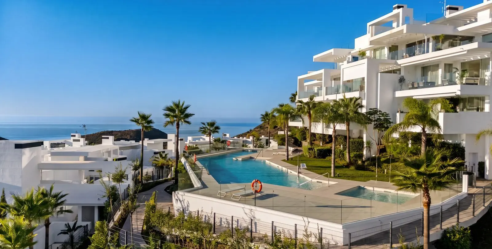 Venta de apartamento en planta baja en Ojén 33
