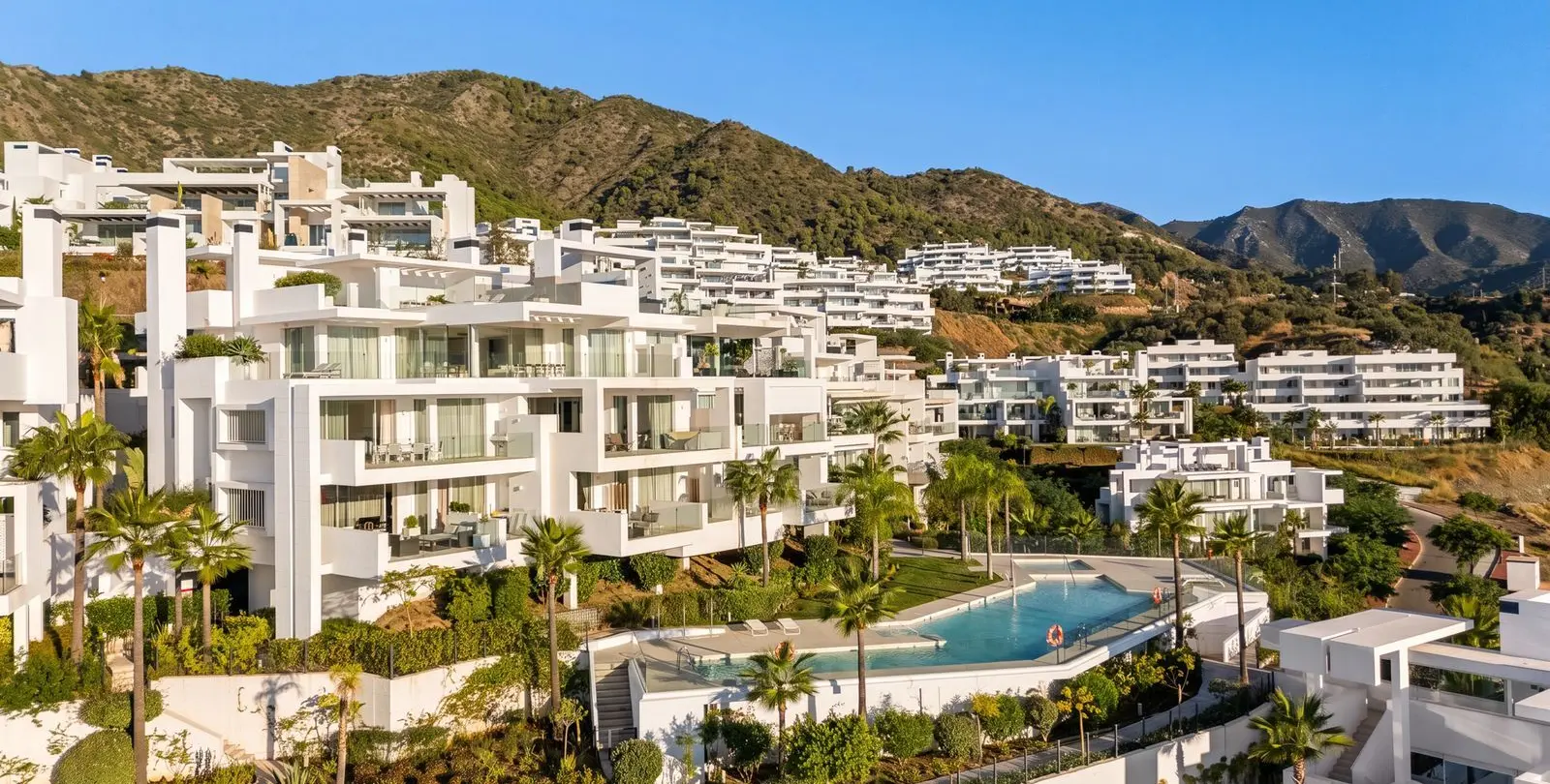 Venta de apartamento en planta baja en Ojén 34