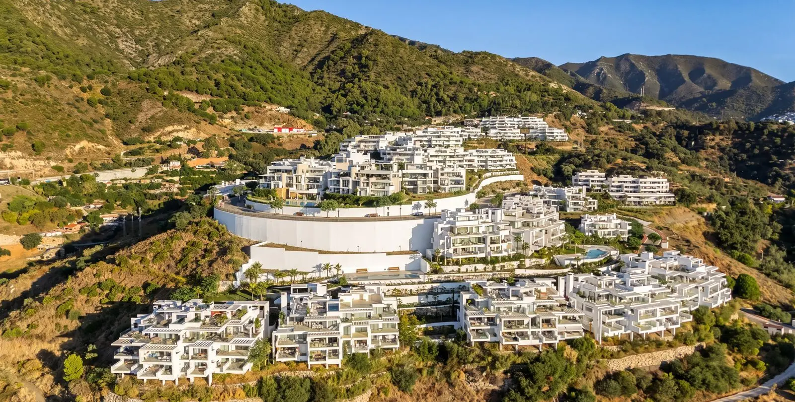 Venta de apartamento en planta baja en Ojén 35