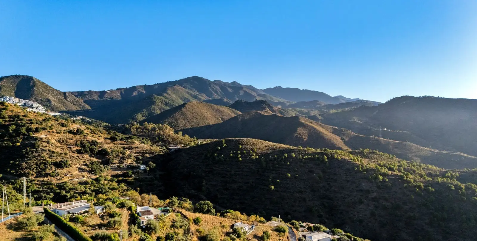 Venta de apartamento en planta baja en Ojén 37