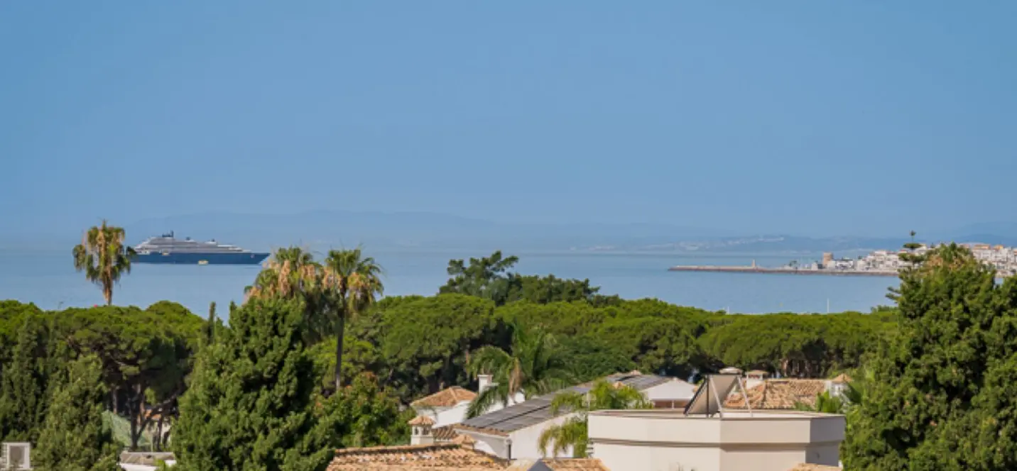 Venta de ático dúplex en Marbella 0