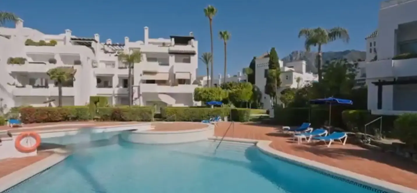Venta de ático dúplex en Marbella 3
