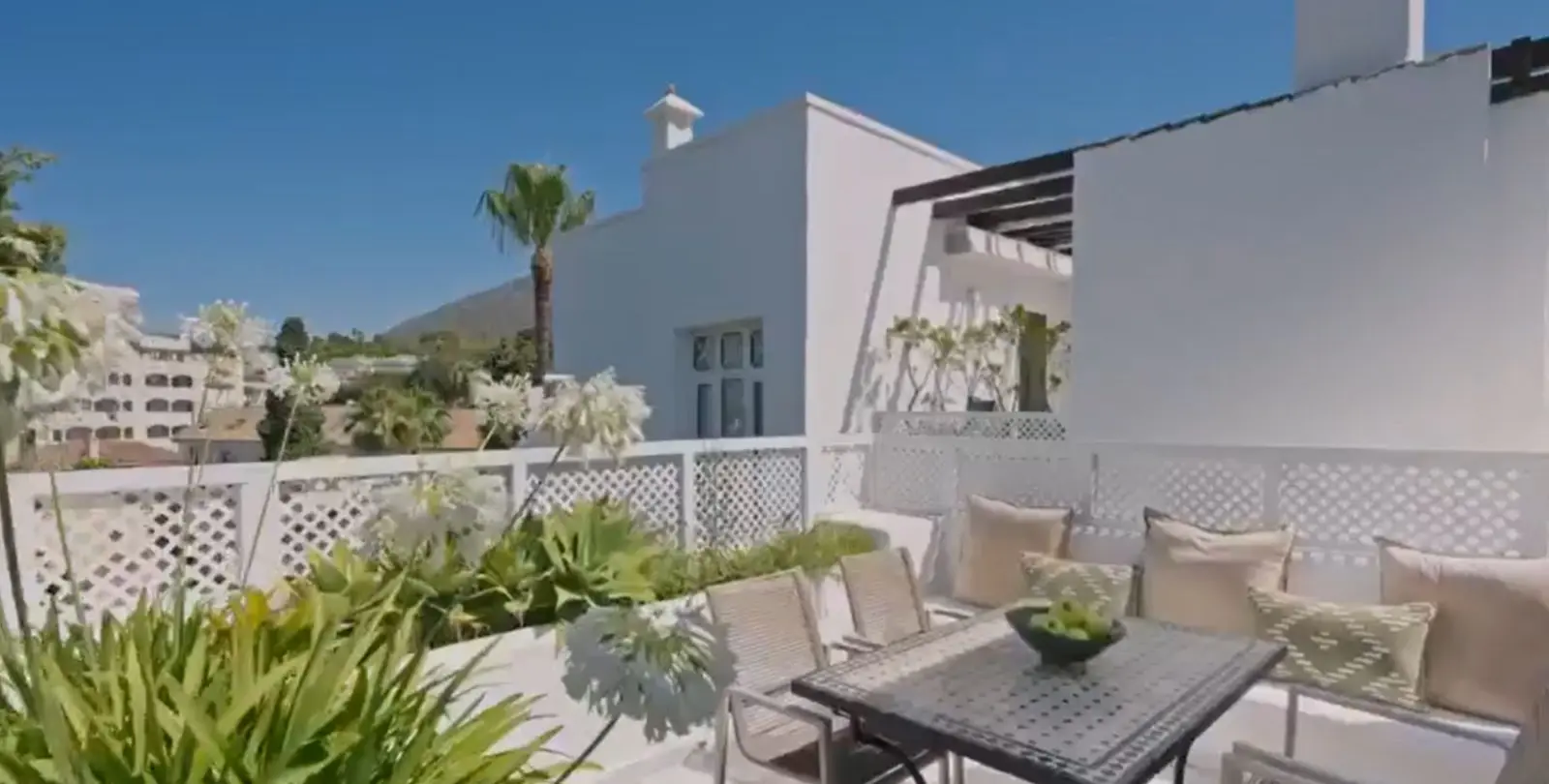 Venta de ático dúplex en Marbella 5