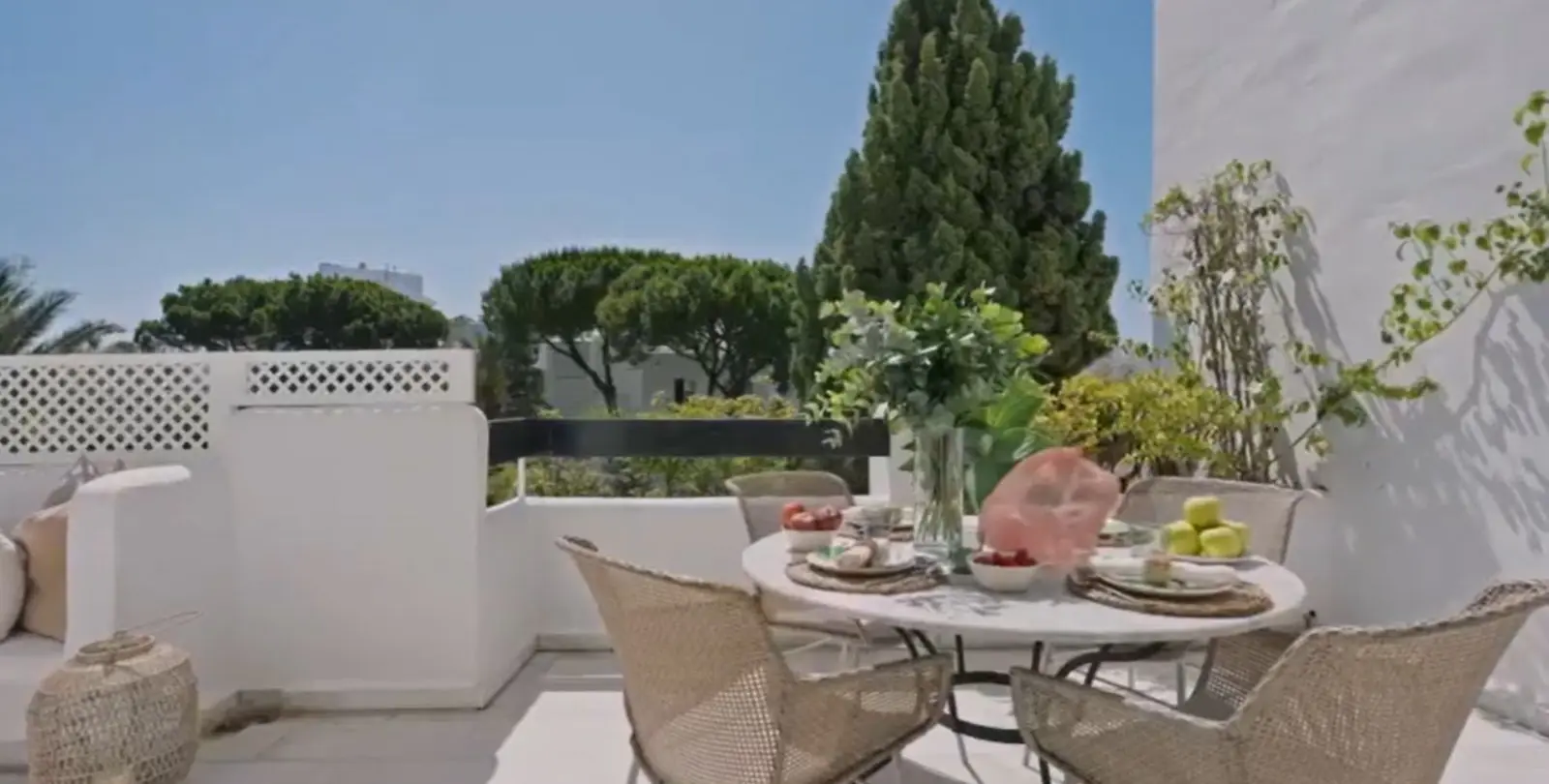 Venta de ático dúplex en Marbella 14