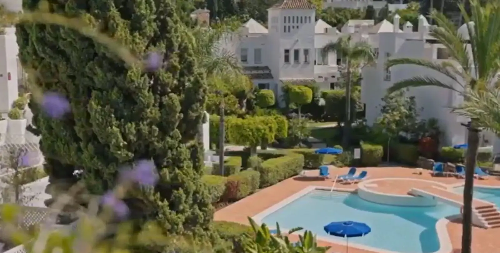 Venta de ático dúplex en Marbella 17