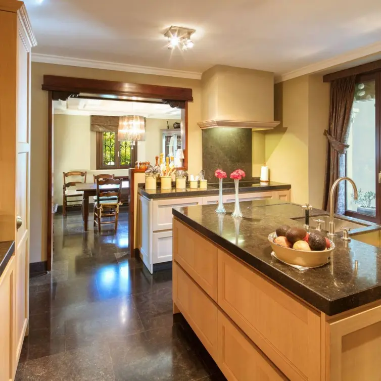 Venta de villa independiente en Marbella
