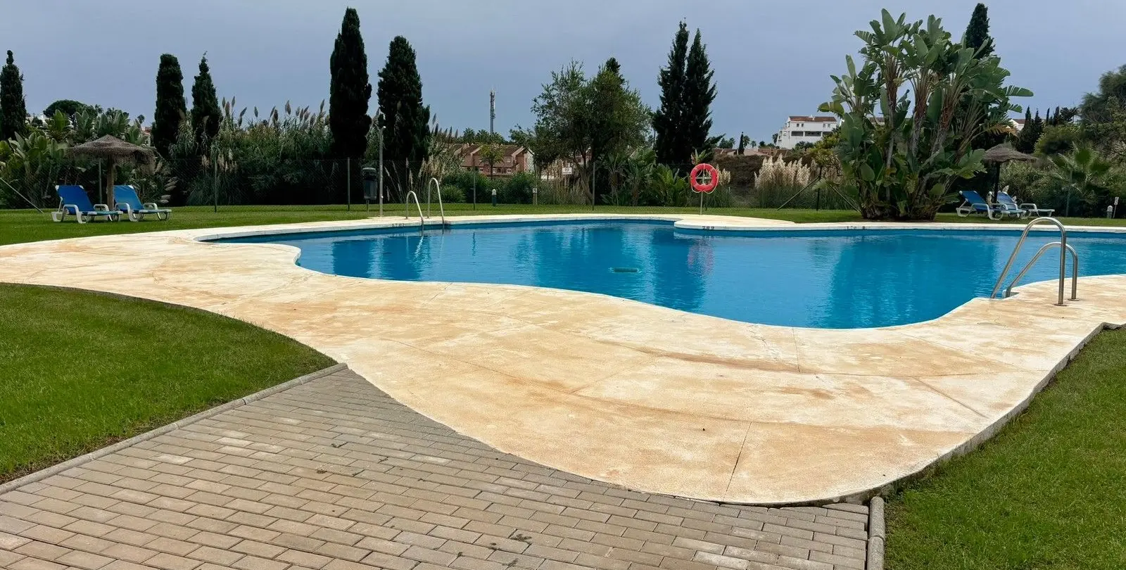 Sale of ground floor apartment in Mijas Costa 18