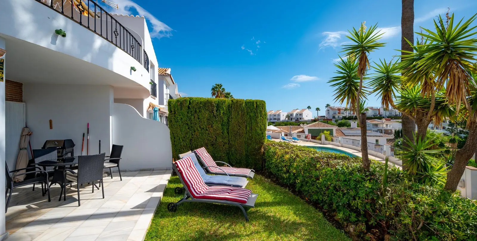 Продажа апартаментов на первом этаже в Mijas Costa 4