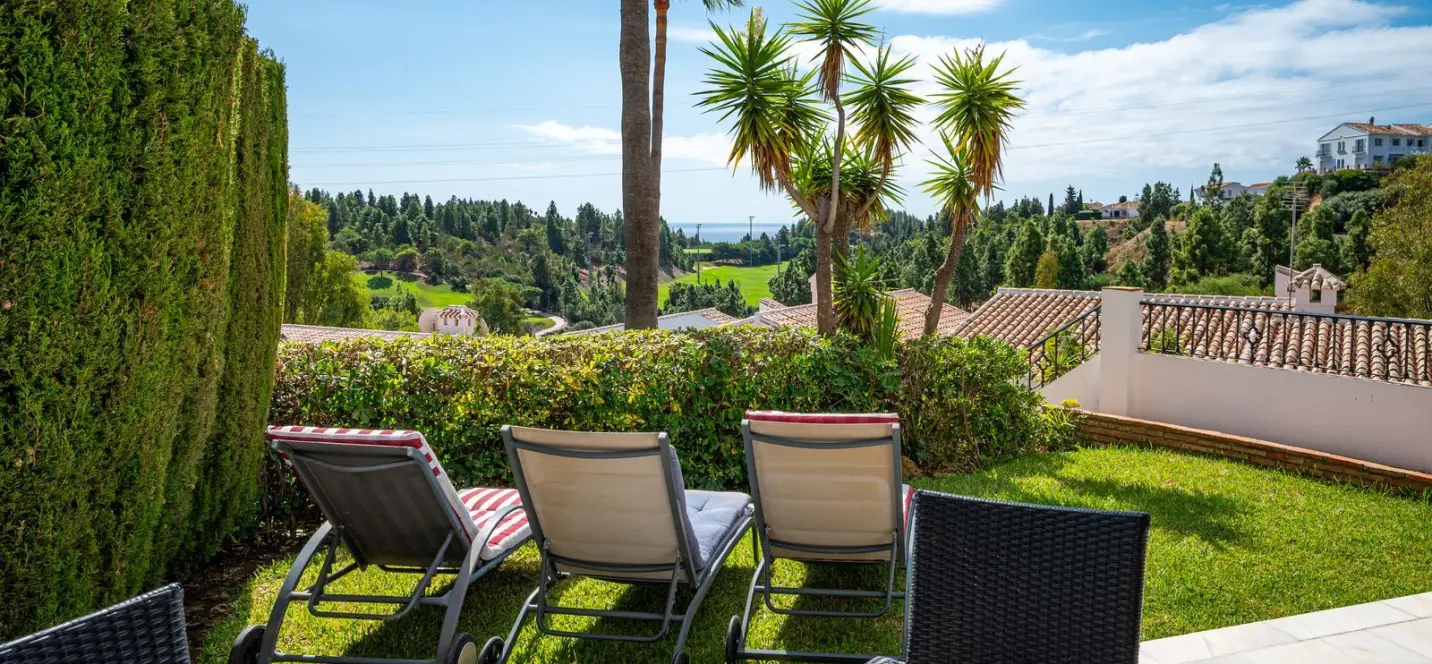 Sale of ground floor apartment in Mijas Costa 4