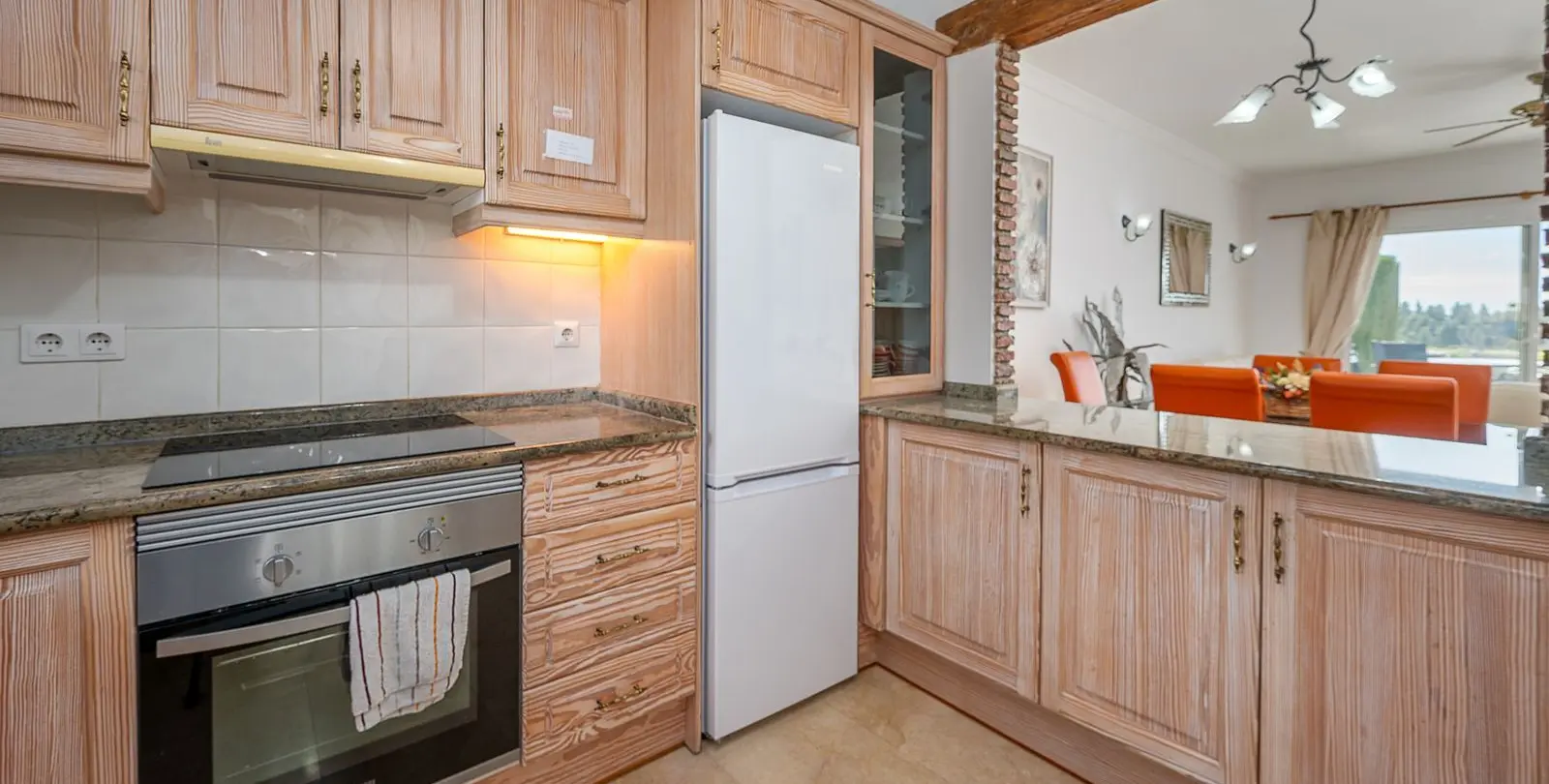 Продажа апартаментов на первом этаже в Mijas Costa 12
