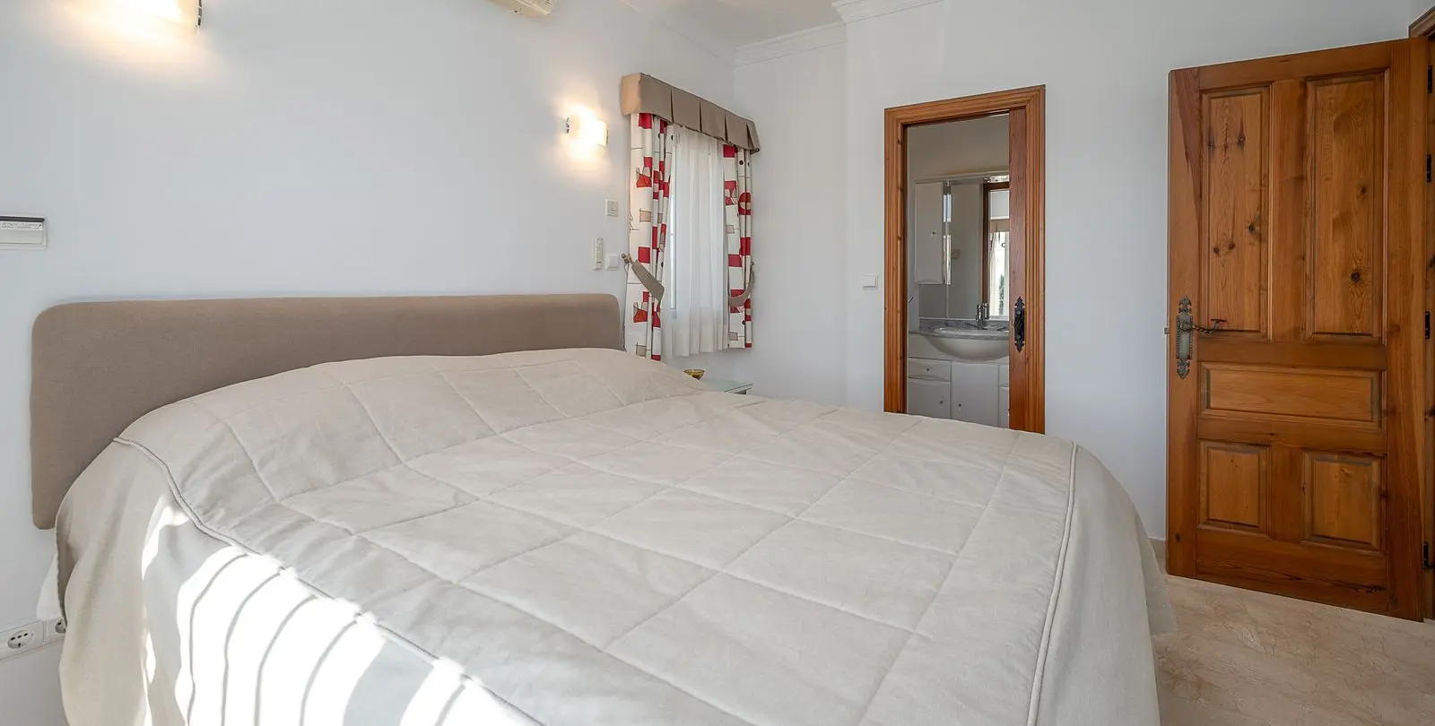 Продажа апартаментов на первом этаже в Mijas Costa 16