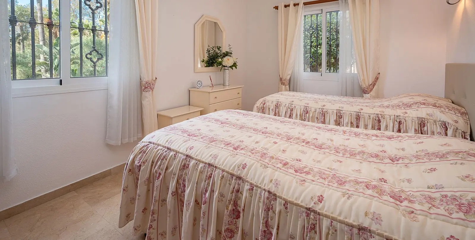 Продажа апартаментов на первом этаже в Mijas Costa 21